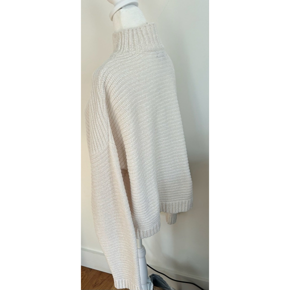 FOREVER 21 cream Ribbed Turtleneck Sweater women small - Picture 3 of 6
